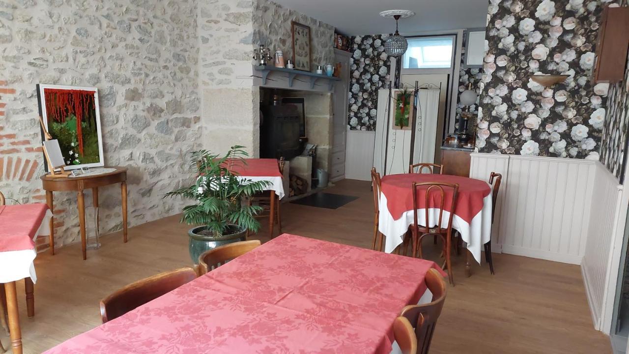 Auberge De La Tradition Коррез Экстерьер фото